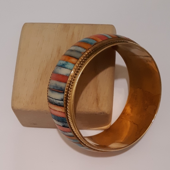 Vintage Multi-Color seashell Bracelet Chunk - Picture 2 of 2